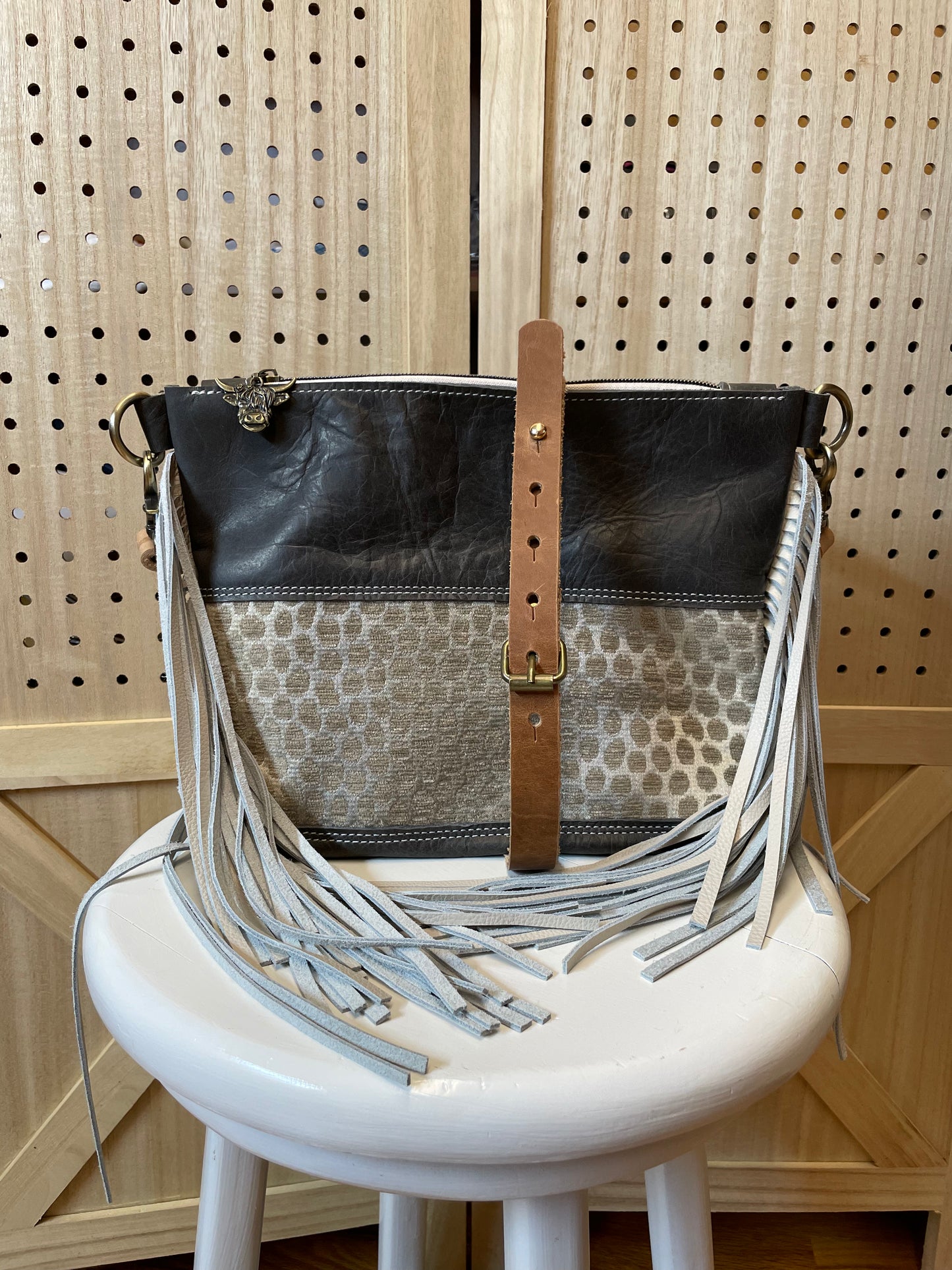 Small zipper crossbody