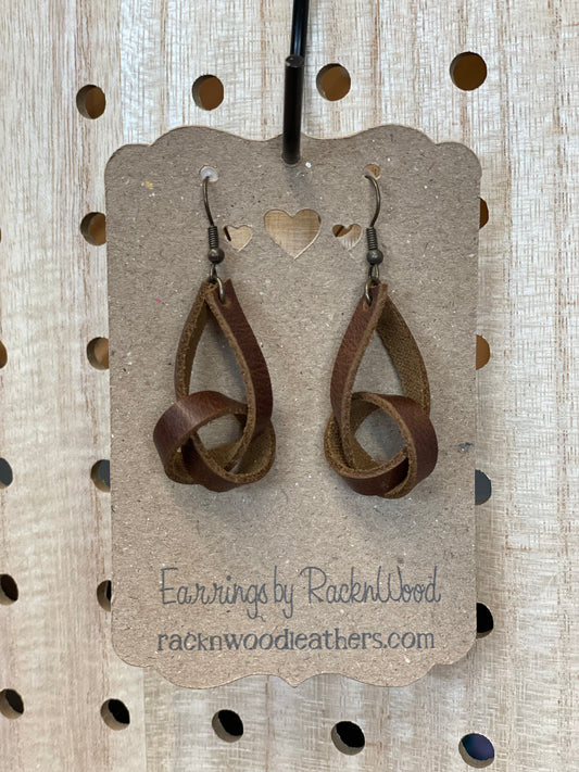 Knot earrings